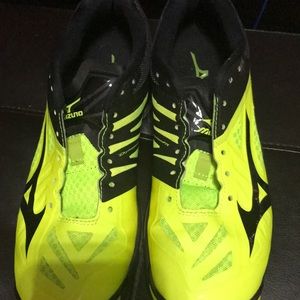 Mizuno Wave Lightning volleyball shoes